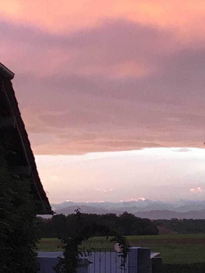 Gite Au Marron Seissan Zewnętrze zdjęcie